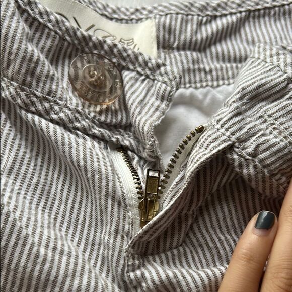 Low waist Fox Girls vintage Gray Shorts with Lightweight Fabric - Picture 2 of 6